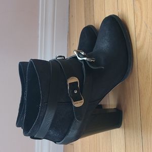 Jimmy Choo ankle boots. Size 38.5. Black with silver clasps